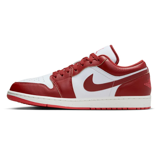 Jordan 1 Low SE 'Dune Red'